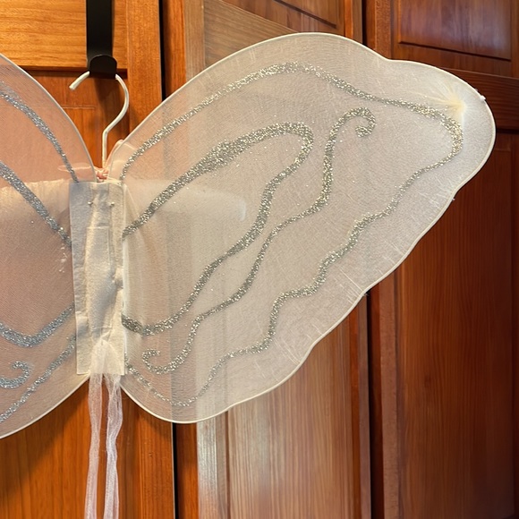 White Pixie Halloween 2 piece costume,used as Angel for Christmas pageant - Picture 7 of 12